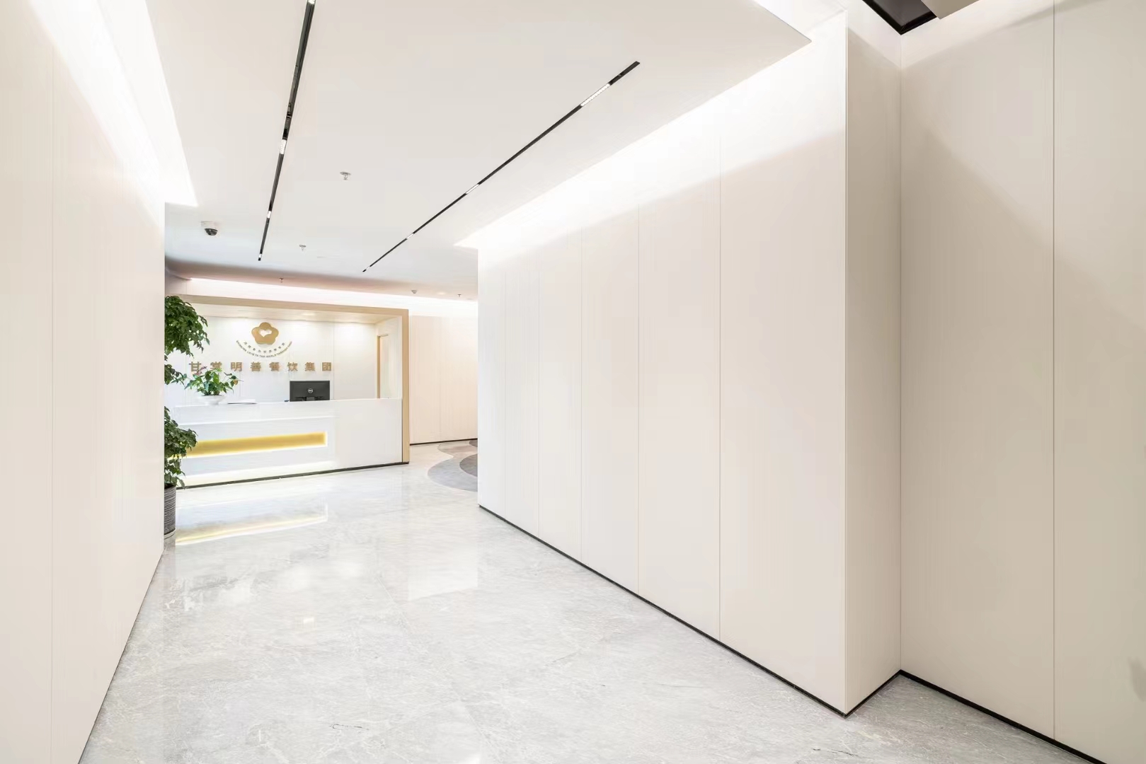 e3bfc355-3781-4467-ac57-4ea87b43c18a e3bfc355-3781-4467-ac57-4ea87b43c18a