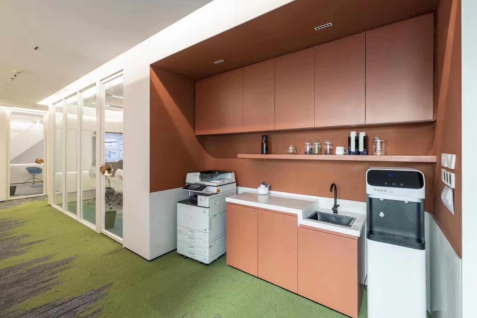 富美家衛生間隔斷材質特點